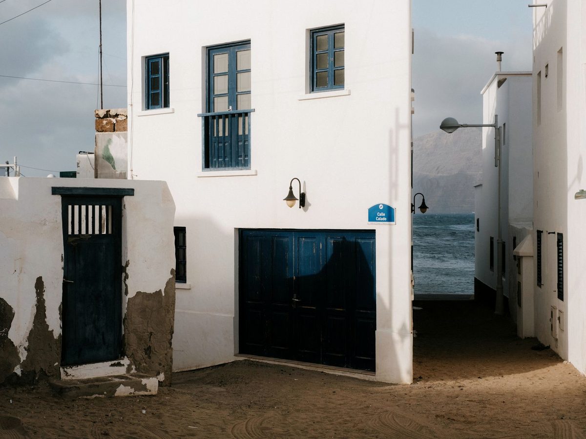 Whitewashed houses at Caleta de Fuste