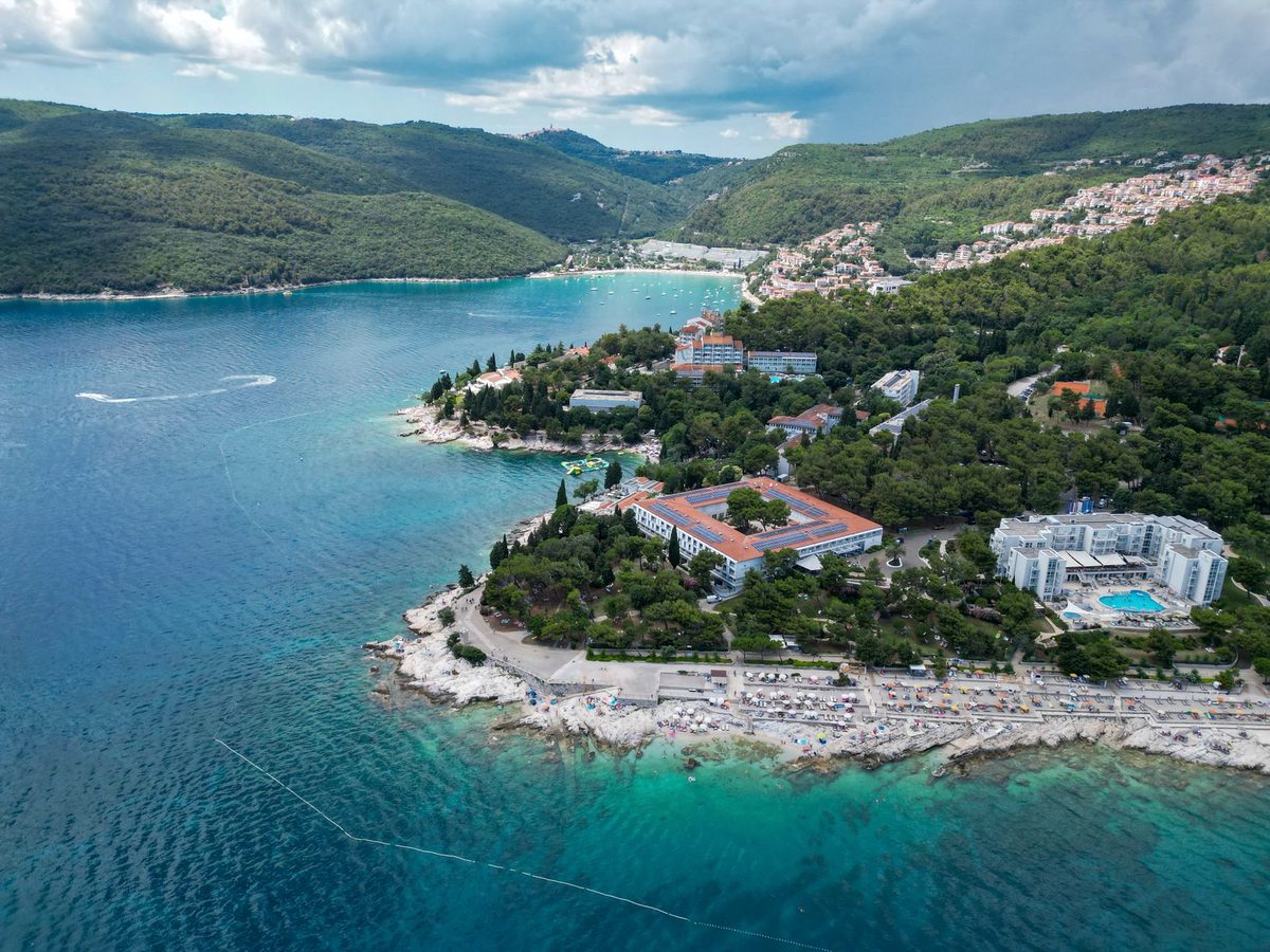 The white-pebble coast at Rabac