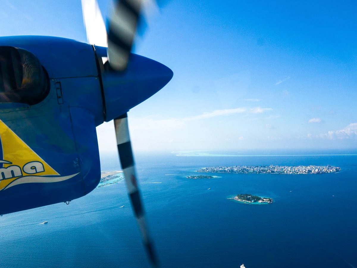 A seaplane transfer