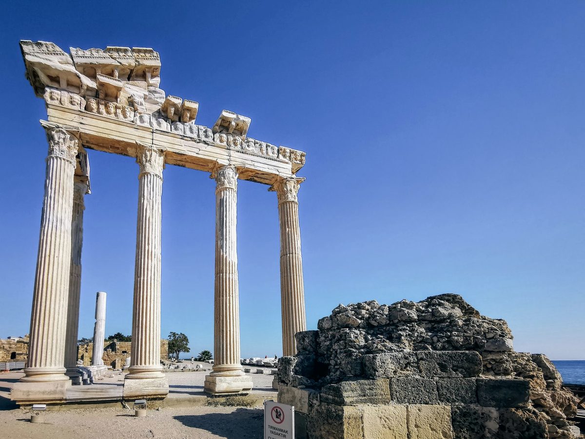 The temple of Apollo at Side