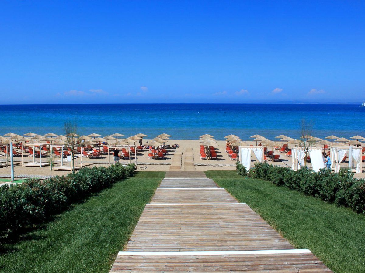 A typical organised east-coast beach